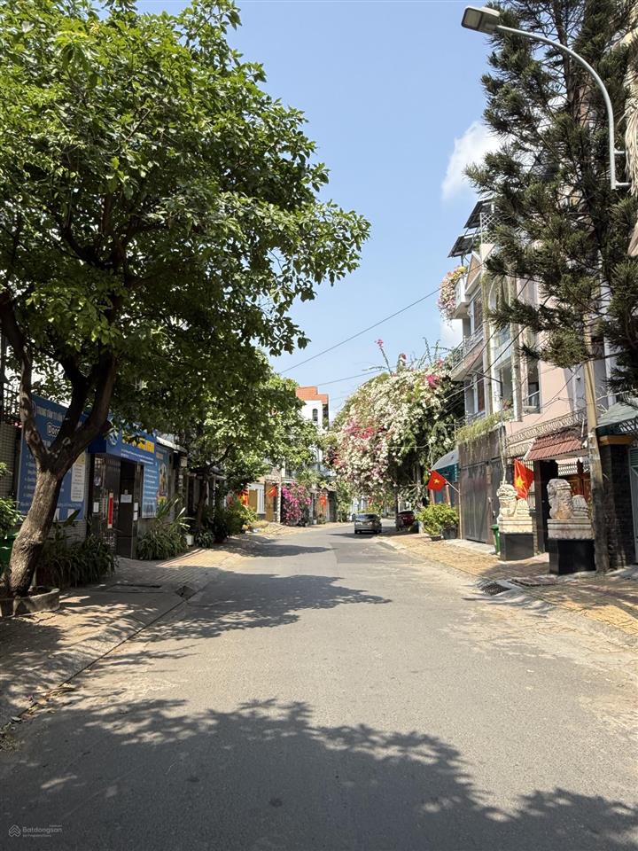 Bán căn nhà dt 100 m2 mt đường số 9, phường linh trung, giá bán 14 tỷ  0937 752 ***