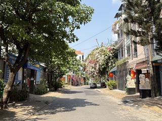 Bán căn nhà dt 100 m2 mt đường số 9, phường linh trung, giá bán 14 tỷ  0937 752 ***