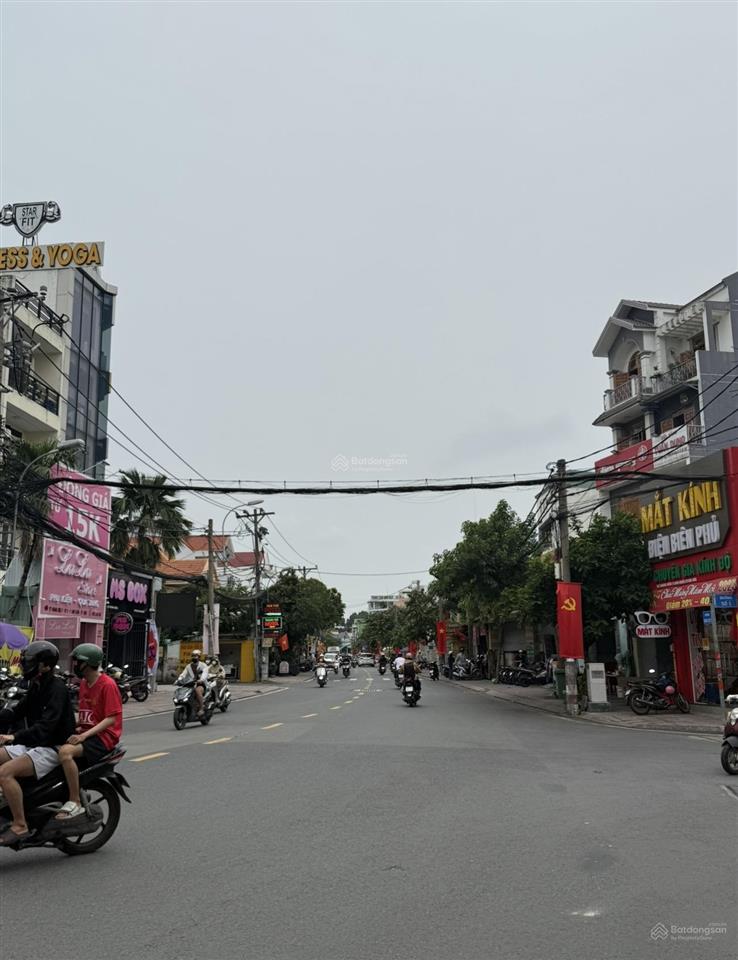 Bán gấp nhà 5 tầng chủ đi định cư nước ngoài