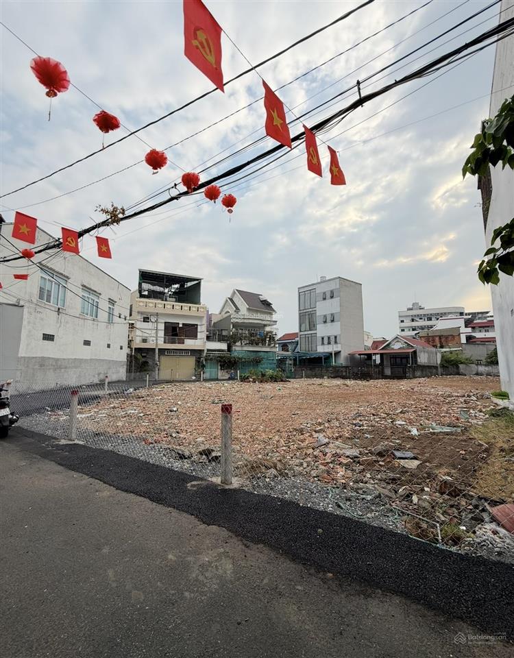 Bán lô đất 68 m2 hẻm ô tô đường số 6 linh trung gần trường đại học ngân hàng. thủ đức