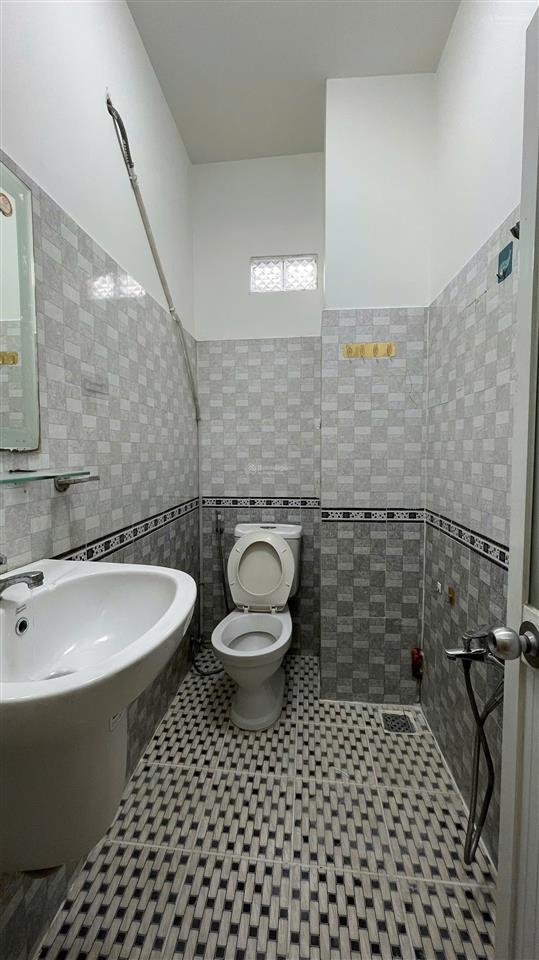Nhà trung tâm trần phú q5, 6pn cn 40m hxh ngay khu nguyễn trãi trần hưng đạo q5, 10m ra mt 8,6 ty