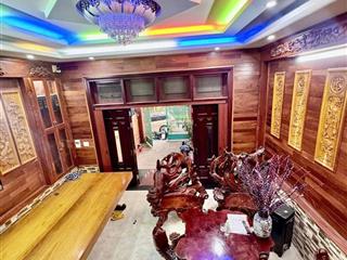 Nhà víp gần bờ sông hiệp bình phước. 5x22m giá chỉ nhỉnh 7 tỉ