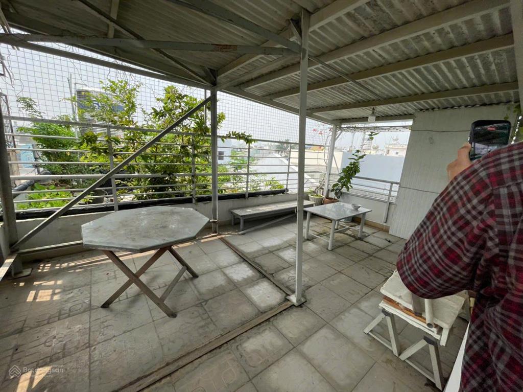 Nhà hẻm xe hơi ngay chợ hiệp bình, 6,95 tỉ.