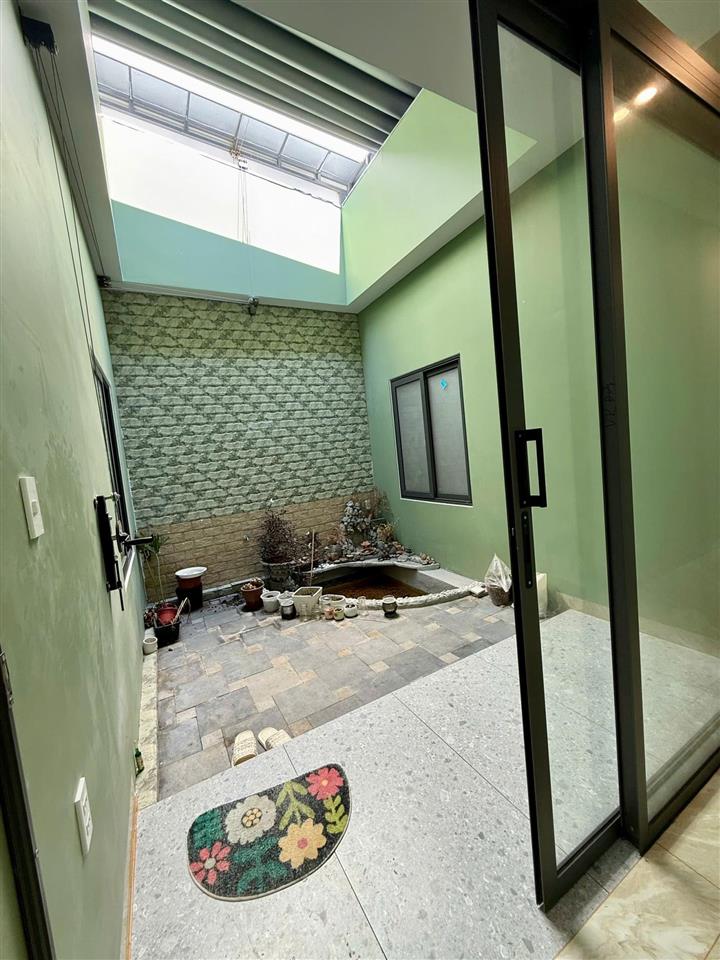 Nhà đẹp đường an bắc 4, 2pn gần biển sơn thủy, cần bán nhanh, giá rẻ. ngay khu trung tâm