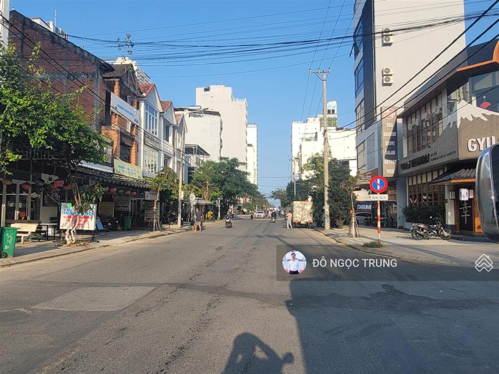 Đường đỗ bá 210m2 ngang 15m xây dựng 12 tầng cách bãi tắm chỉ 300m, thông sông  biển