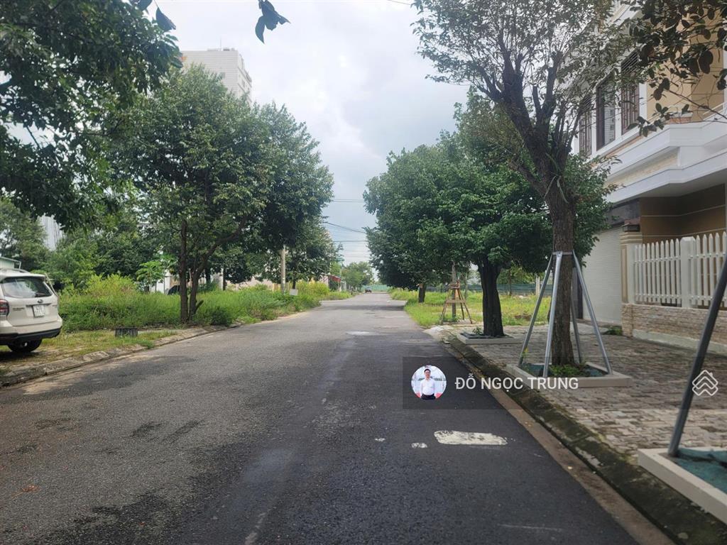 Bán đất đường lưu văn lang, đà nẵng. đường 7.5m cách bãi tắm sơn thủy chỉ 300m, vị trí đẹp, giá tốt