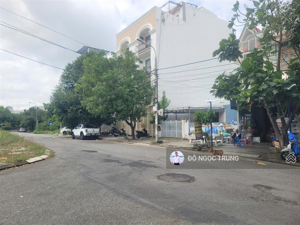 Bán đất đường lưu văn lang, đà nẵng. đường 7.5m cách bãi tắm sơn thủy chỉ 300m, vị trí đẹp, giá tốt