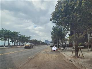 Bán 288m2 đất mặt biển hoàng sa, view biển, có sẵn dòng tiền 150tr/tháng. sản phẩm hiếm, vị trí đẹp