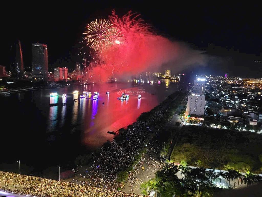 Cho thuê cc cao cấp đà nẵng plaza ngay trung tâm thành phố 16 trần phú giá 25tr/ tháng , 3 ngủ 131m