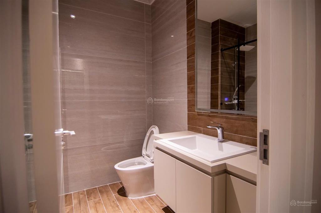 Cho thuê nhà 100m2 đường hoàng sỹ khải vào ở ngay full nội thất , nhà mới 2 ngủ , 2wc khép kín 40tr