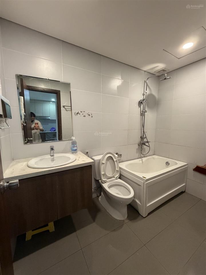 Cho thuê 1 căn cc cao cấp ocean view sơn trà giá rẻ căn 9tr5 nhanh còn chậm hết full nt
