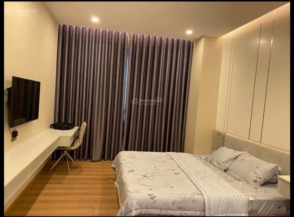 Cho thuê cc cao cấp đà nẵng plaza 131m2 full nội thất vào ở ngay 3pn ngay trung tâm tp giá 27tr