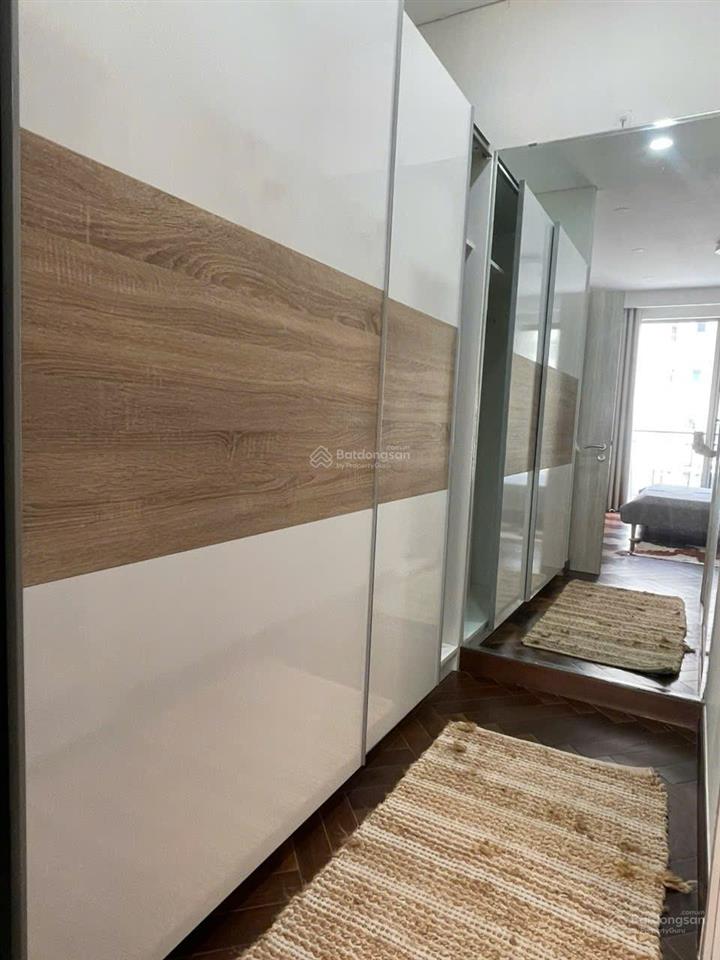 Bán căn hộ midtown phú mỹ hưng q7 90m2 2pn view biệt thự có ô xe hơi giá 9.5 tỷ