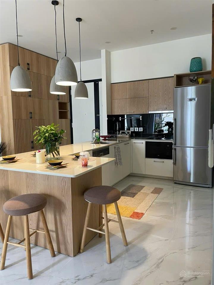 Bán căn midtown 90m2 2pn view biệt thự giá 9.8 tỷ