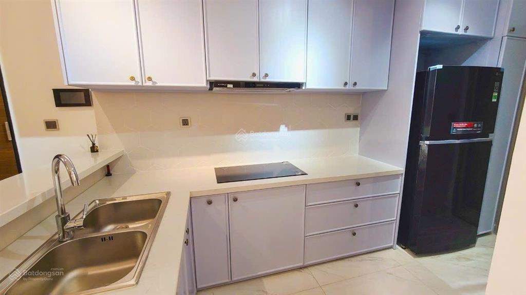 Bán căn hộ midtown m6 90m2 đã có sổ đang cho thuê 27.5tr/th. giá 10 tỷ