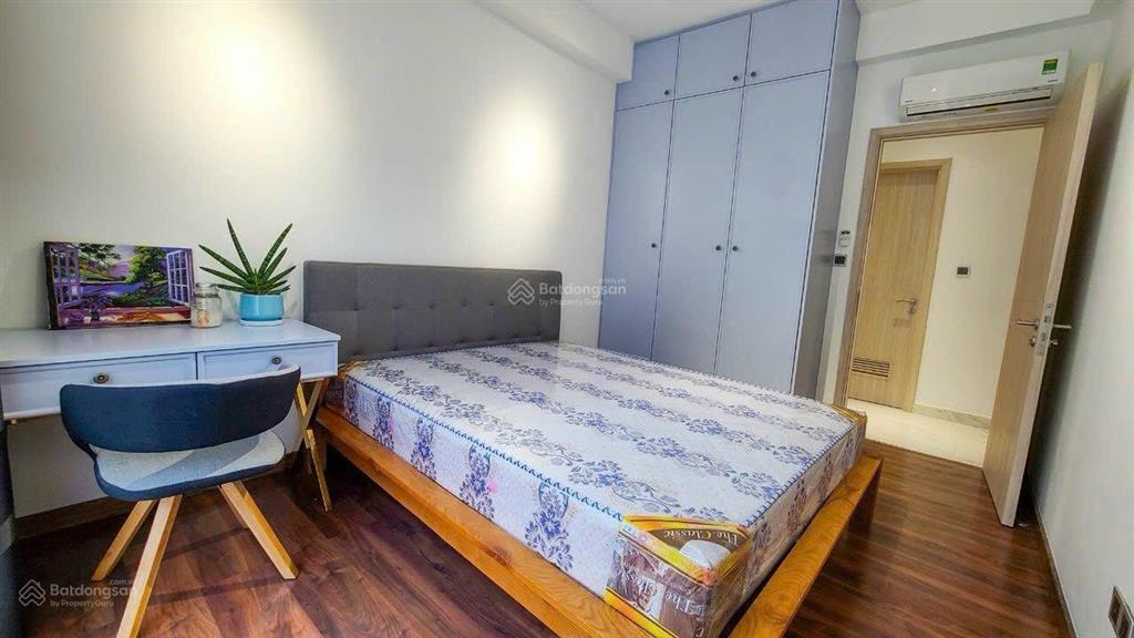 Bán căn hộ midtown m6 90m2 đã có sổ đang cho thuê 27.5tr/th. giá 10 tỷ