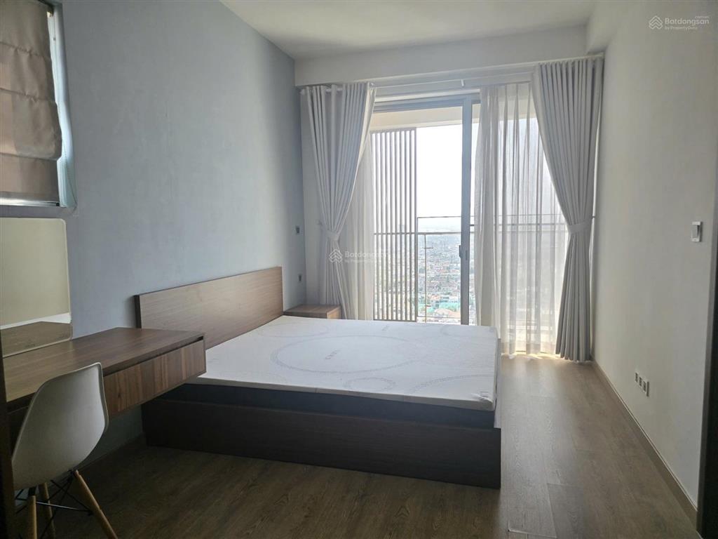 Bán căn hộ midtown 89m2 2pn, nhà đẹp, đang có hđ thuê 24tr/th giá 10 tỷ tl