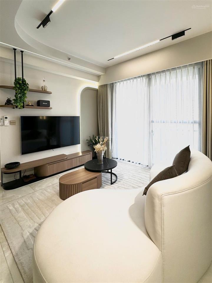 Bán gấp acentia 108m 3pn nội thất cao cấp có ô xe hầm chủ thu về 10ty