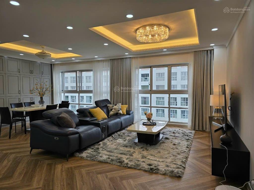 Cho thuê happy valley 135m² căn góc view sông & sân golf giá chỉ 30tr/tháng
