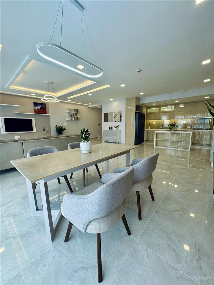 Chính chủ cho thuê panorama 146m² 3pn, có ô xe hơi, nhà trống xem dễ giá 30tr/th