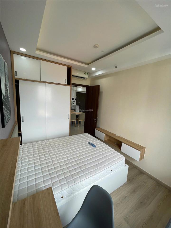 Hot! midtown m7 căn góc 2 ban công, view biệt thự, có ô đậu xe 28 triệu/tháng