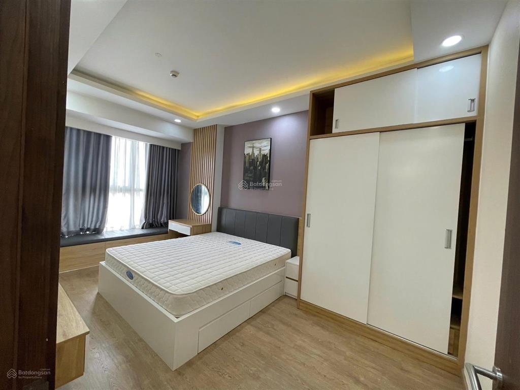 Hot! midtown m7 căn góc 2 ban công, view biệt thự, có ô đậu xe 28 triệu/tháng