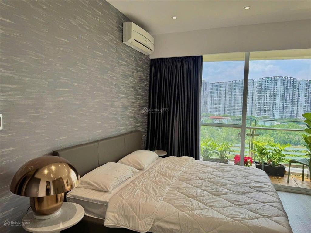Cho thuê căn góc riverpark 1 3pn, 135m, nhà mới 100% giá 40 triệu/tháng
