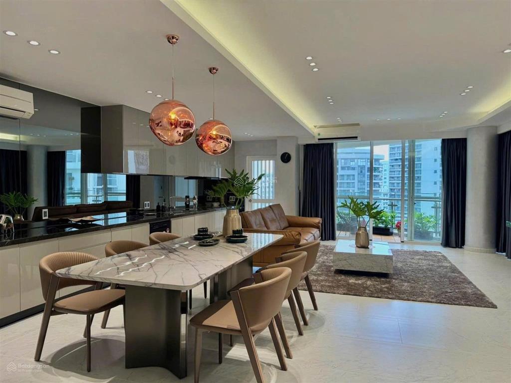 Cho thuê căn góc riverpark 1 3pn, 135m, nhà mới 100% giá 40 triệu/tháng