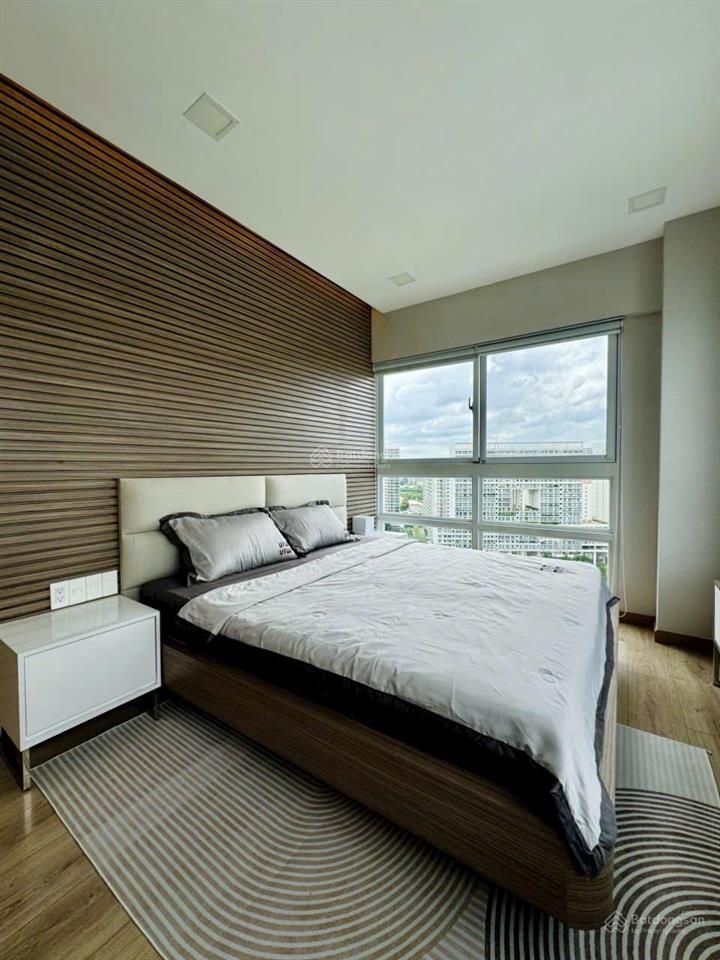 Cho thuê căn hộ mỹ khánh 4 118m², 3pn, nhà đẹp mới decor, chủ cần cho thuê nhanh, giá 25tr/tháng.