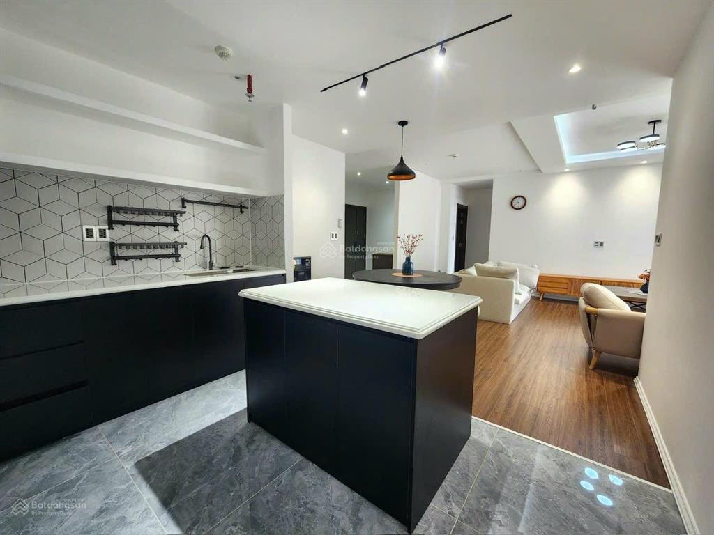 Cho thuê nam phúc 110m2, 3pn, ô xe hơi, nội thất mới, view biệt thự 35tr/th