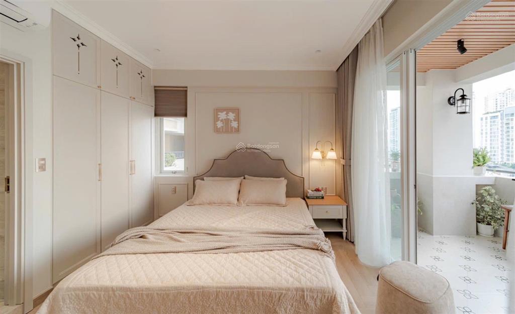 Bán nhanh ch grand view 118m căn góc view sông 3pn giá 10 tỷ đang trống