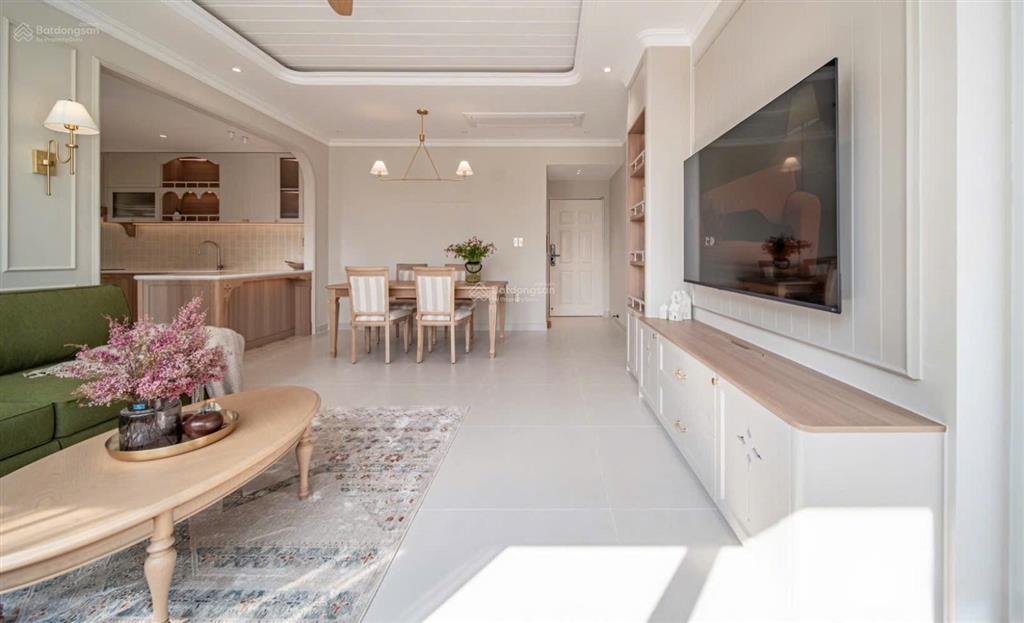 Bán nhanh ch grand view 118m căn góc view sông 3pn giá 10 tỷ đang trống
