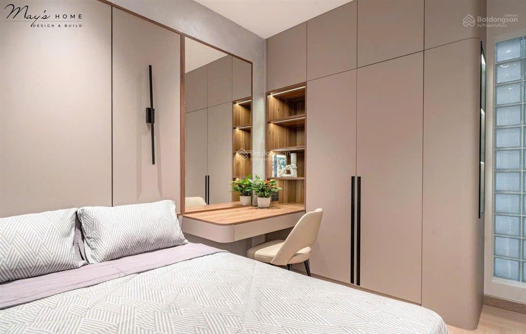Cho thuê riverpark 1 căn góc 135m2, 3pn, view sông, nhà mới chỉ 30tr/tháng