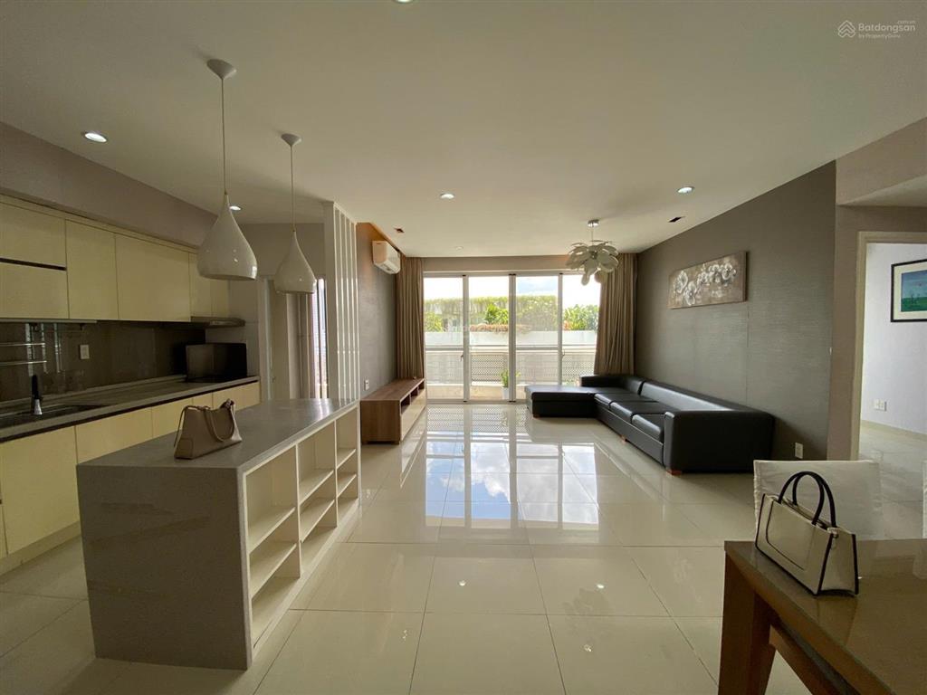 Cho thuê riverpark residence 130m2 căn góc 3pn, lầu cao, nhà mới sửa, giá 28 triệu/th