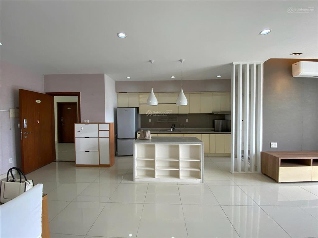 Cho thuê riverpark residence 130m2 căn góc 3pn, lầu cao, nhà mới sửa, giá 28 triệu/th