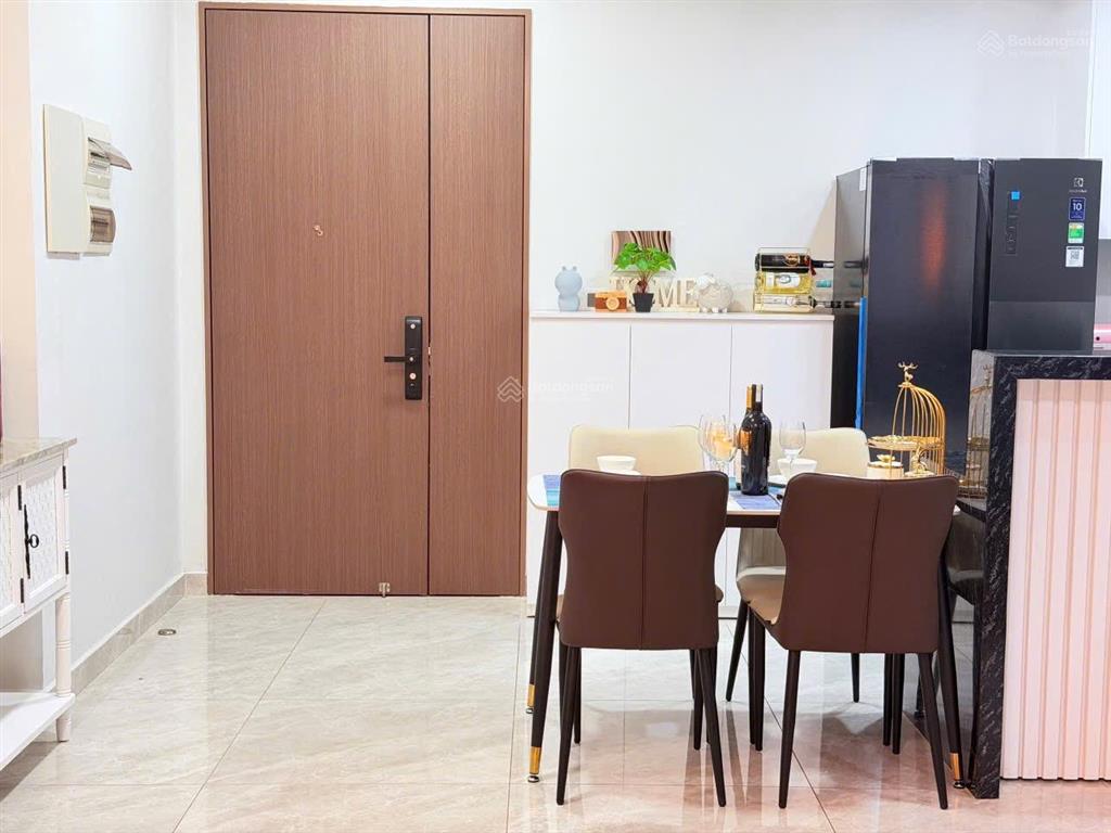 Cho thuê midtown m8 căn góc 82m2, view đông nam, full nội thất cao cấp, giá 25tr/th