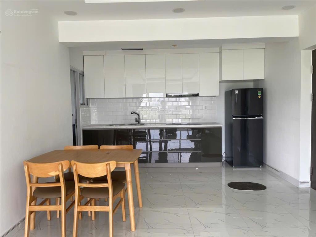 Cho thuê ch happy valley 100m2 căn góc view sông, có ô đậu xe, giá 20 tr/th