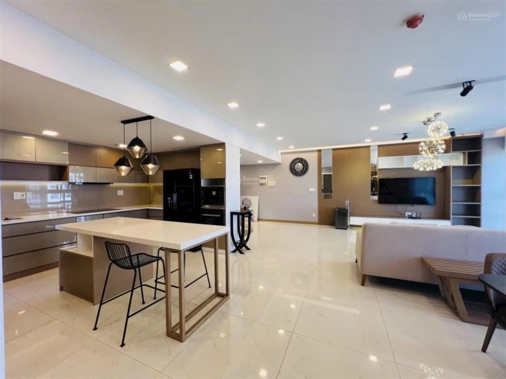 Cho thuê ch happy valley 135m2, 3pn view sông, có ô xe hầm, full nt 35 triệu/th