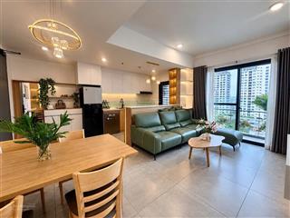 Cho thuê the antonia 86m, 2pn căn góc view biệt thự, có ô đậu xe chỉ 22tr/th, xem nhà 24/24
