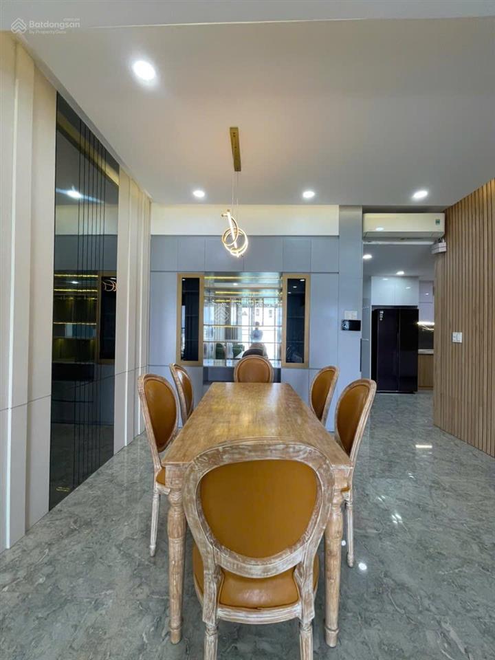 Cho thuê scenic valley 110m2, 3pn, view sân golf, có ô đậu xe 26tr/th