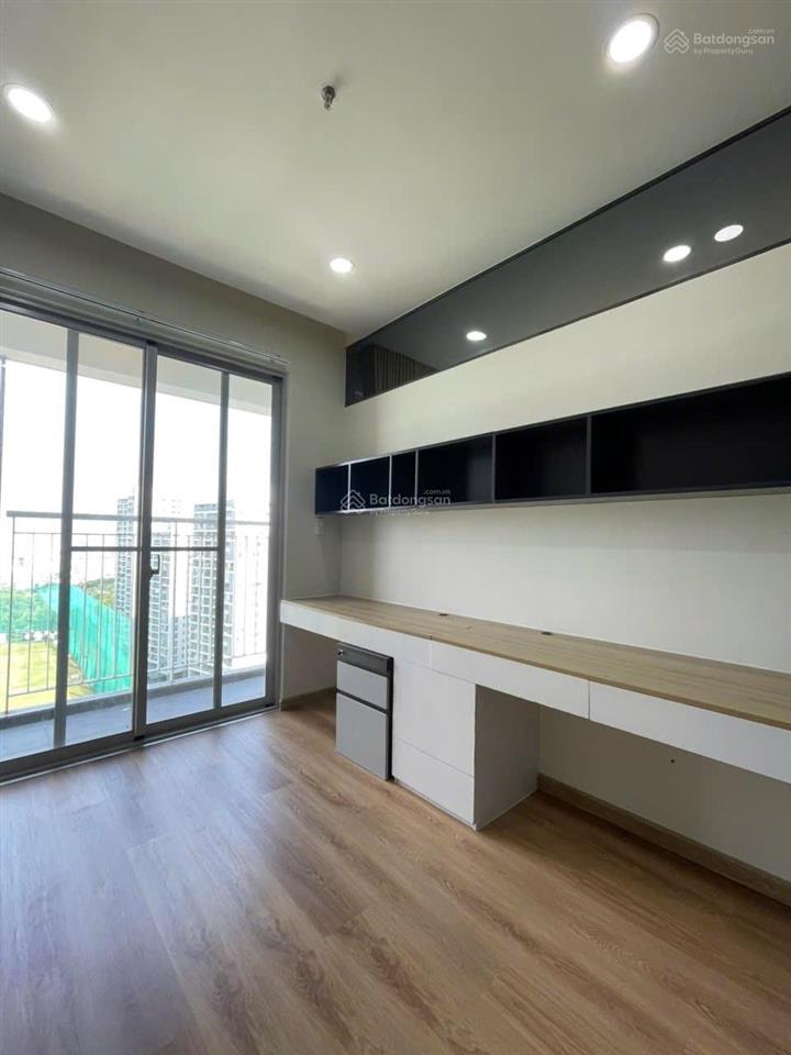 Cho thuê scenic valley 110m2, 3pn, view sân golf, có ô đậu xe 26tr/th