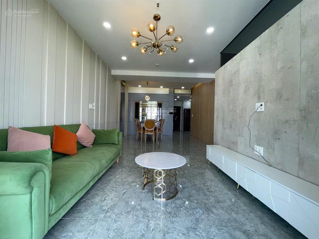 Cho thuê scenic valley 110m2, 3pn, view sân golf, có ô đậu xe 26tr/th