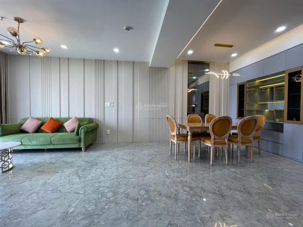 Cho thuê scenic valley 110m2, 3pn, view sân golf, có ô đậu xe 26tr/th