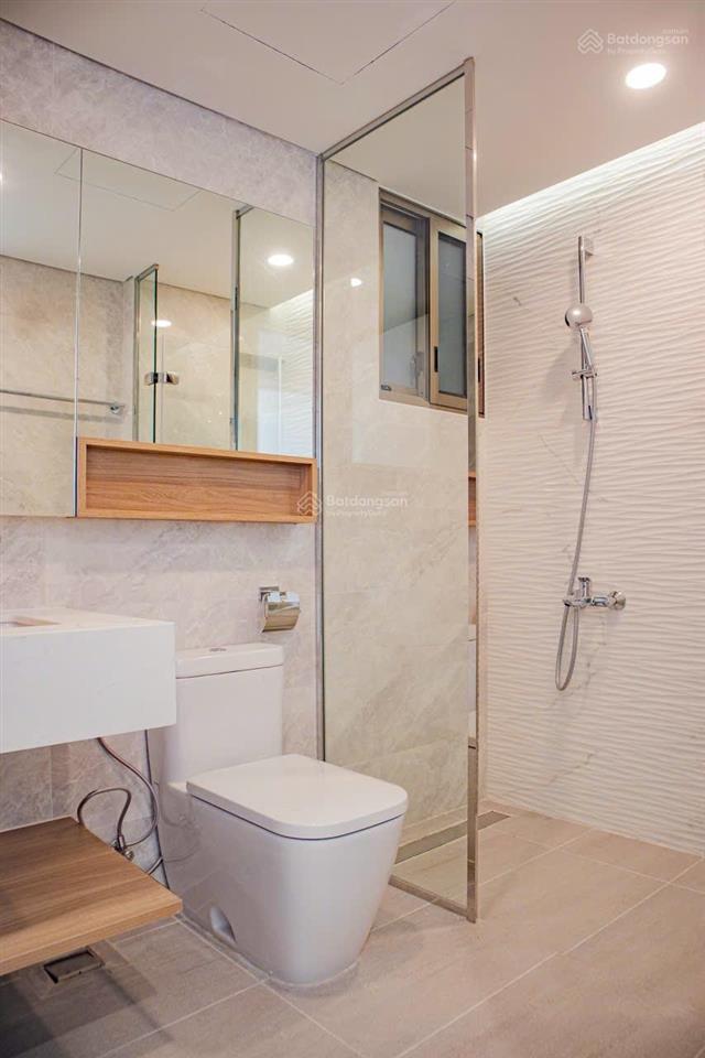 Cho thuê midtown m8 87m2 căn góc block h, view biệt thự, có ô xe 23 triệu/th