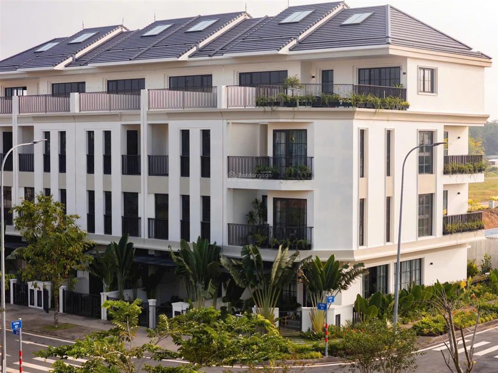 Bán dự án salacia villas, chỉ 4,3 tỷ/căn, ký hđmb 20%, ck lên đến 13%, nh hỗ trợ vay 0% ls 2 năm