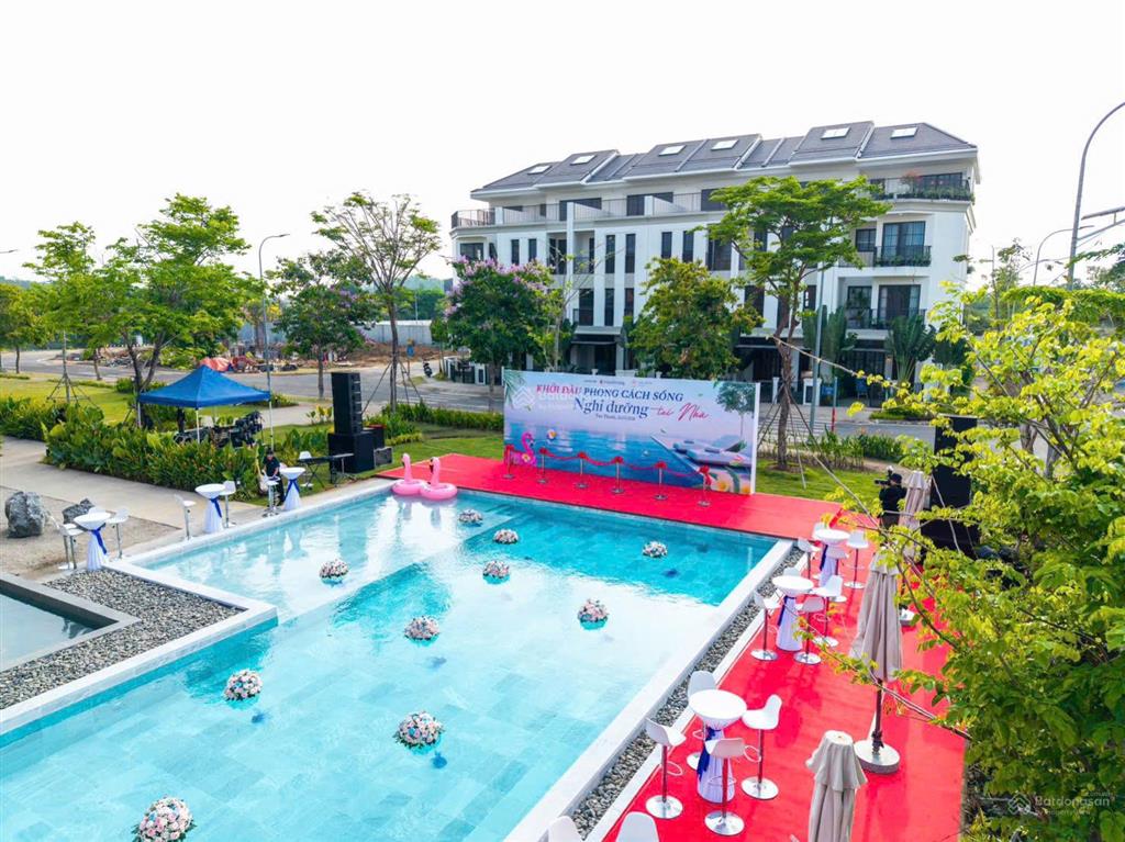 Bán dự án salacia villas, chỉ 4tỷ3/căn, ký hdmb 20%, ck lên đến 13%, nh hỗ trợ vay 0%ls 2 năm.