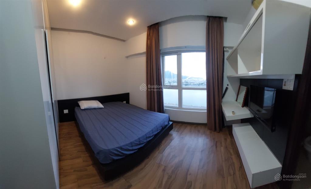 Tôi bán căn hộ 2pn đà nẵng plaza diện tích 79m2.  0772 495 ***