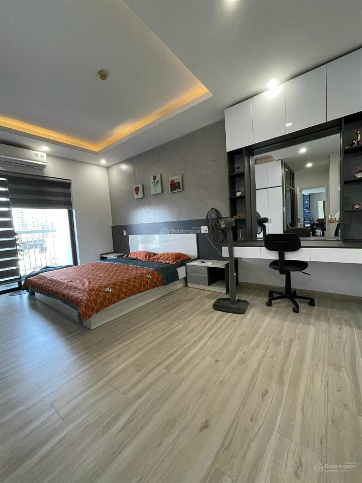 Tôi bán căn hộ 2pn đà nẵng plaza diện tích 79m2.  0772 495 ***