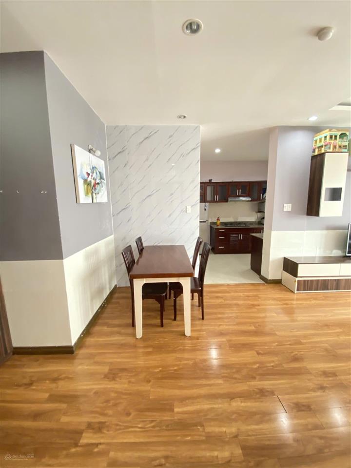 Chính chủ gửi bán căn hộ góc 2 pn  đà nẵng plaza