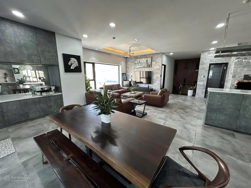 Căn penthouse vip dành cho người thu nhập cao ở trung tâm tp.